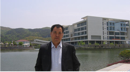 http://172.17.15.71:8080/_mediafile/chxy_zjou/2015/01/23/2knjx650oz.jpg